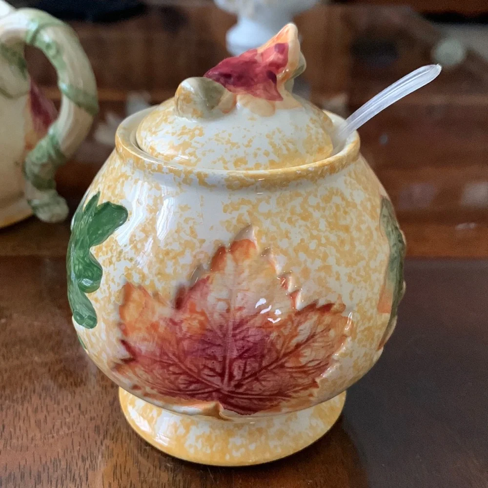 Oxford Elite Maple Leaf Creamer Pitcher & Sugar Bowl Fall Autumn Thanksgiving